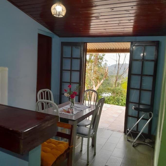 Casa Amarela Prumirim Ubatuba Εξωτερικό φωτογραφία